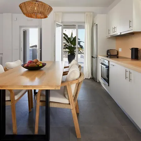 Aparthotel Epicenter Luxury 4*