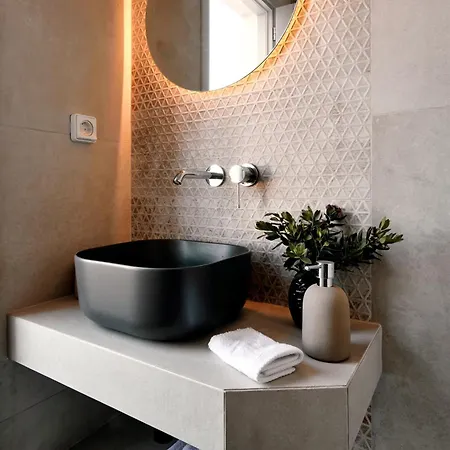 Epicenter Luxury Aparthotel