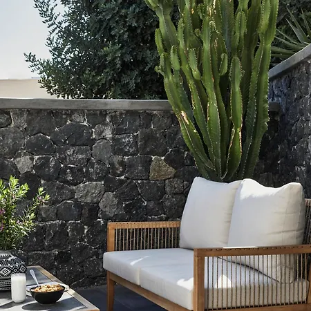 Epicenter Luxury Messaria (Santorini)
