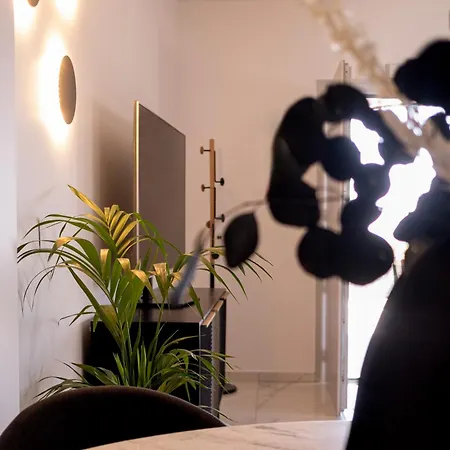 Epicenter Luxury Mesariá