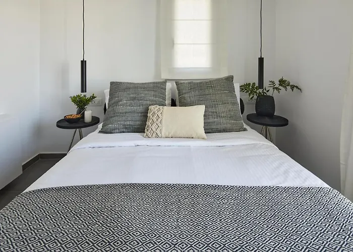 Epicenter Luxury Lägenhetshotell Mesaria