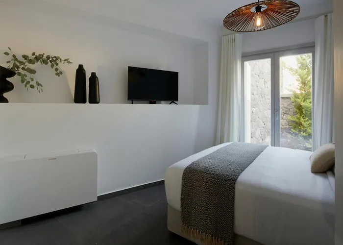 Epicenter Luxury Mesaria