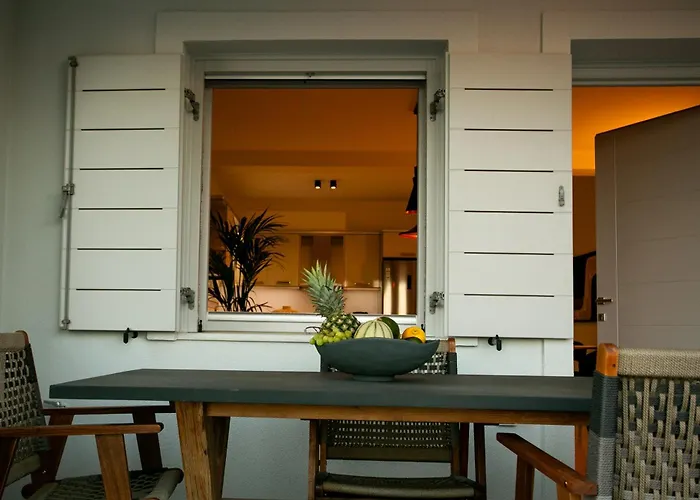 Epicenter Luxury Lägenhetshotell Mesaria