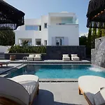 Epicenter Luxury Mesaria