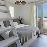 Apartmanhotel Epicenter Luxury Meszariá