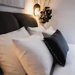 Epicenter Luxury 4*