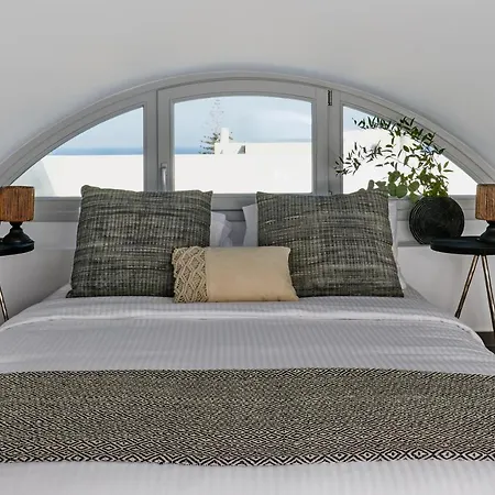 Epicenter Luxury Апарт-отель Мессария