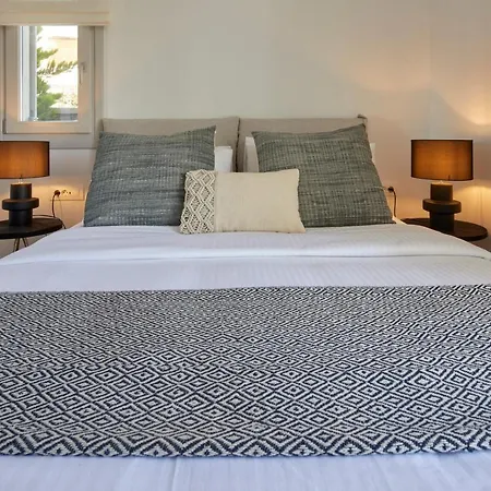 Epicenter Luxury Апарт-отель 4*