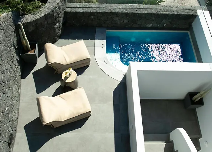 Epicenter Luxury מלון דירות